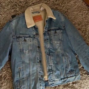 Levi Jean jacket Sherpa collar